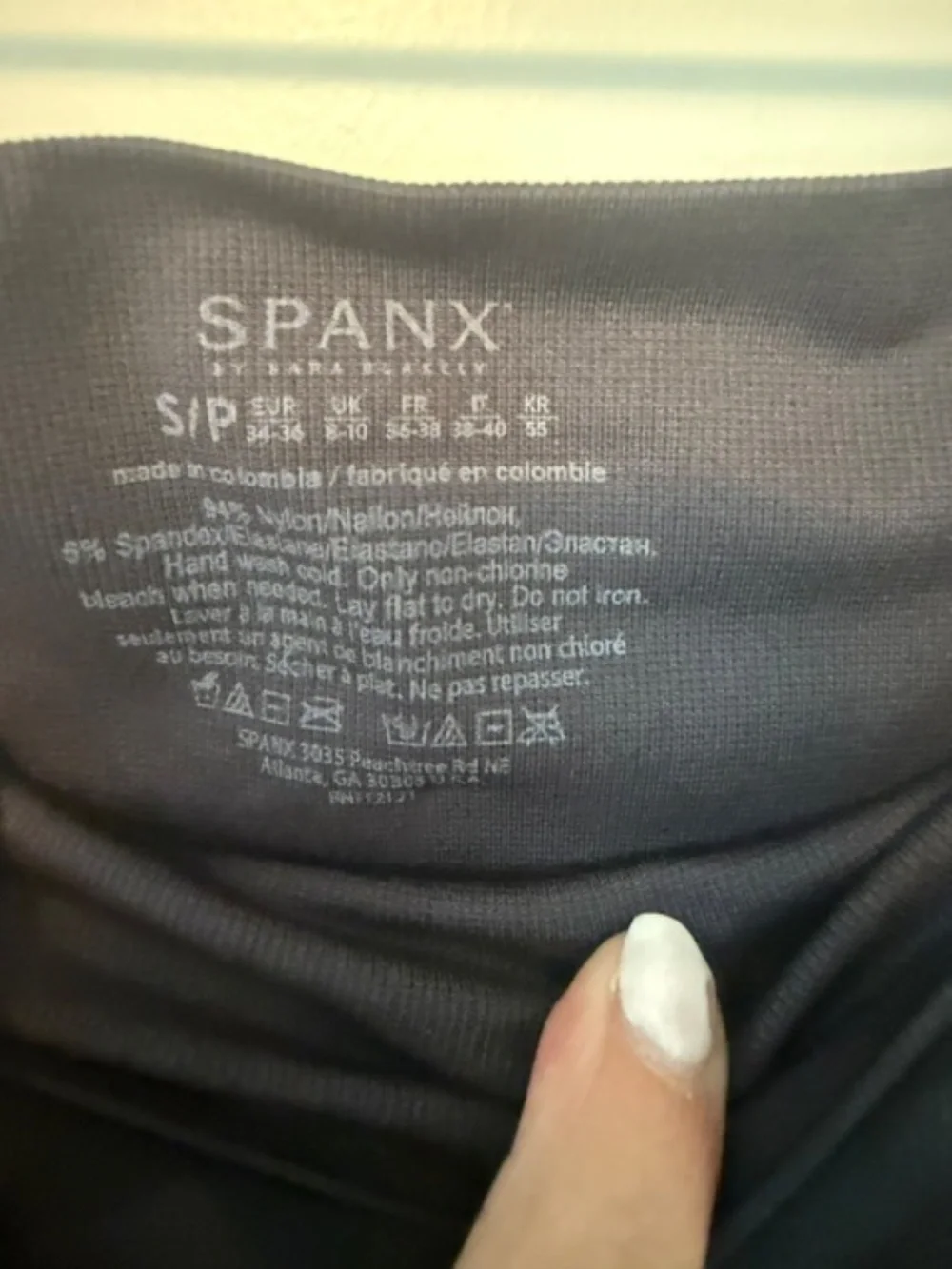 SPANX Look At Me Now Seamless Leggings in Black Camo - Size S